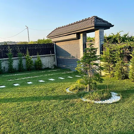 Villa The Of *